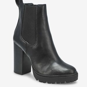 Steve Madden Loopy boot